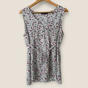 Stork & Babe Maternity Floral Sleeveless Top